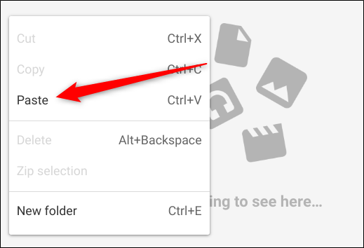 Passa a una cartella in cui desideri archiviare questi file sul Chromebook tramite l'app File, fai clic con il pulsante destro del mouse, quindi fai clic su Incolla dal menu di scelta rapida