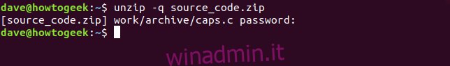 il comando unzip con password in una finestra di terminale