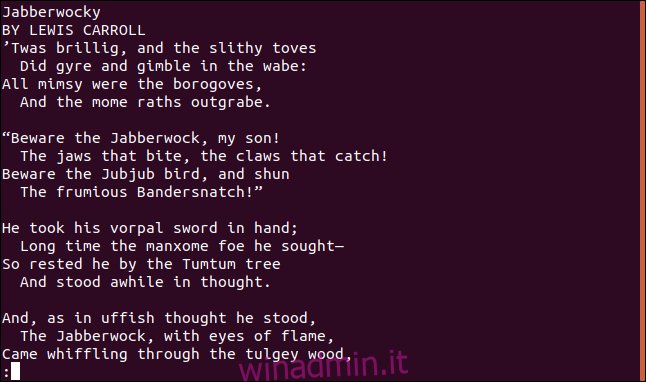 contenuto di poem1.txt e poem2.txt in less in una finestra di terminale