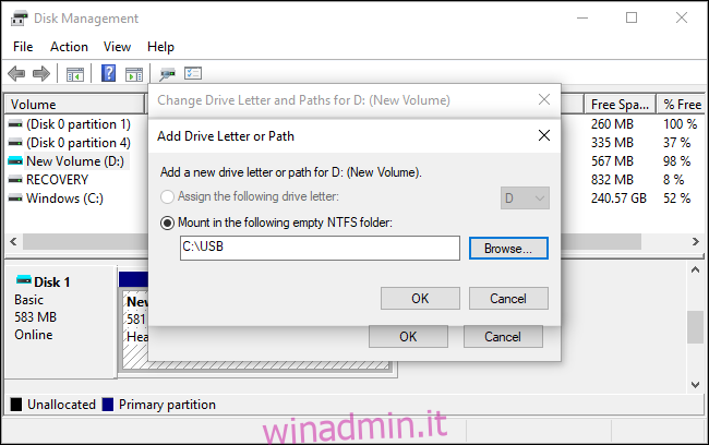 Montaggio di un'unità in una cartella NTFS vuota su Windows 10.