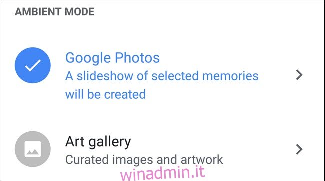 Impostazioni della modalità Ambiente di Google Home, con Google Foto selezionato.