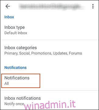 Impostazioni dell'account in Gmail con le notifiche evidenziate
