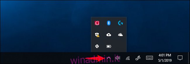 Visualizzazione delle icone di notifica nascoste sulla barra delle applicazioni di Windows 10