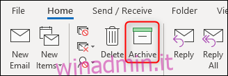 Il pulsante Archivia nella barra multifunzione di Outlook