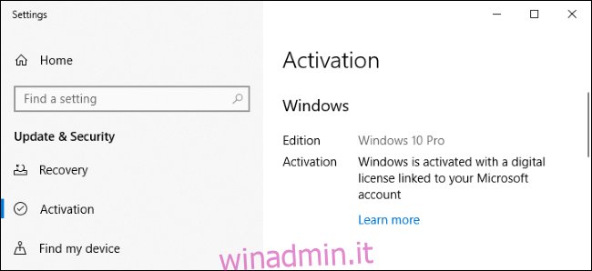La schermata Impostazioni di Windows 10 mostra che è attivato con una licenza digitale.