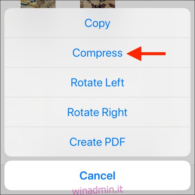 Tocca l'opzione Comprimi dal menu