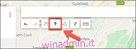 Premi Aggiungi indicatore per aggiungere un punto indicatore personalizzato nell'editor di mappe di Google Maps