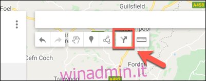 Premi l'opzione Aggiungi indicazioni per aggiungere un nuovo livello di indicazioni stradali a una mappa di Google Maps personalizzata