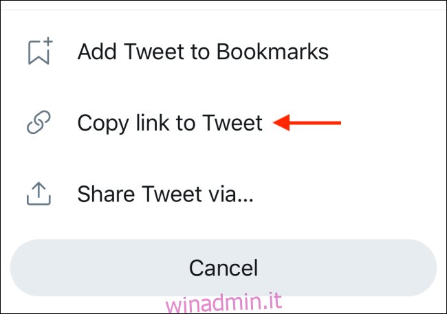 Seleziona l'opzione Copia link su Tweet nel menu di condivisione di Twitter