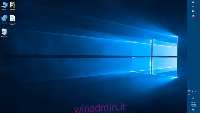 La barra delle applicazioni con orientamento verticale in Windows 10