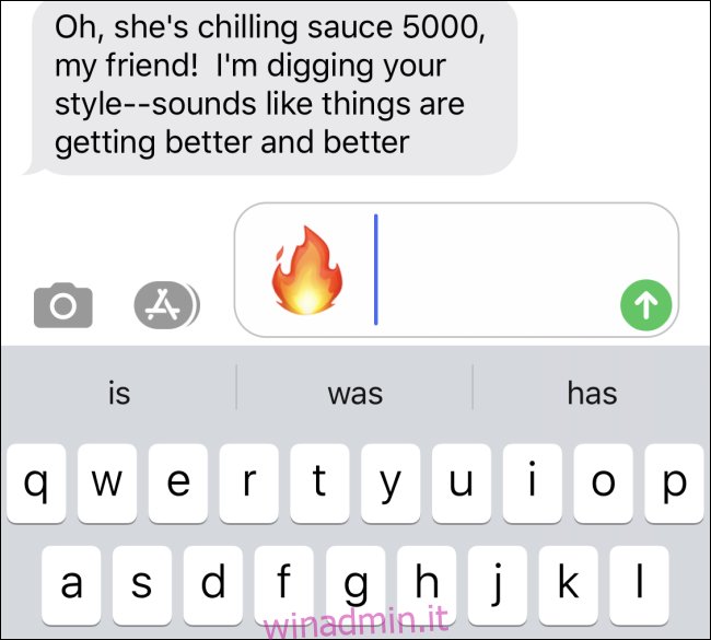 Inserimento di un'emoji in Messaggi Apple
