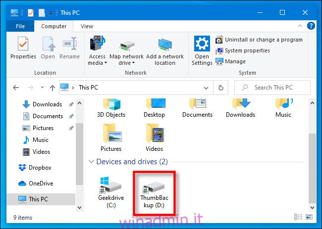 In questo PC, individua la tua chiavetta in Esplora file di Windows 10.