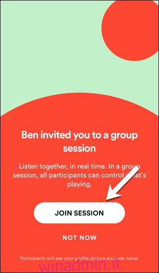 Per partecipare a una sessione di gruppo, tocca Partecipa alla sessione o tocca Non ora per rifiutare l'invito.