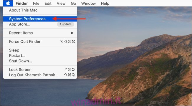 Fai clic su Preferenze di Sistema dal menu Apple