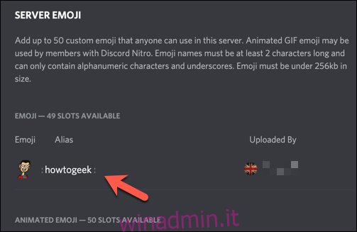 Un'emoji personalizzata in un server Discord.