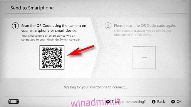 Utilizzando il tuo dispositivo smart, scansiona il primo codice QR sullo Switch.